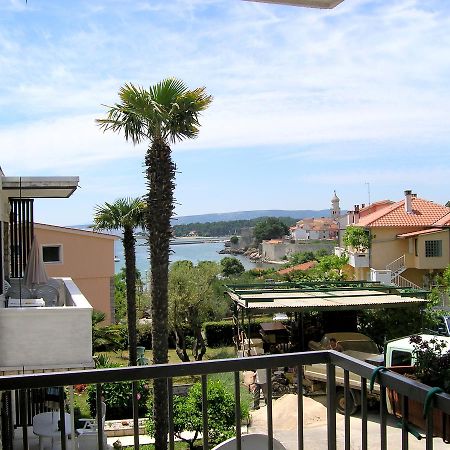 Apartmani Iskra Крк Экстерьер фото