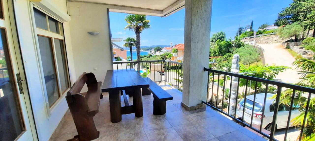 Apartmani Iskra Крк Экстерьер фото